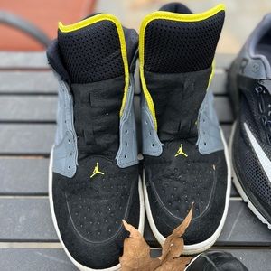 Men’s size 11 shoes